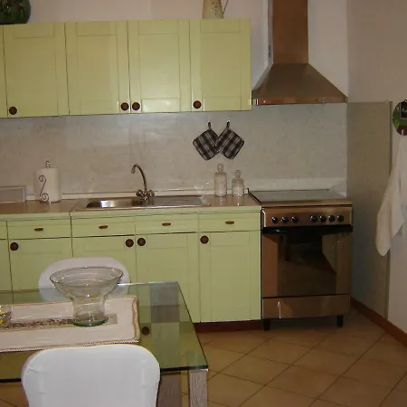 Casa Del Sole N° 2 White And Gold