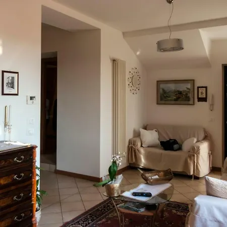 Casa Del Sole N° 2 White And Gold * Gavardo