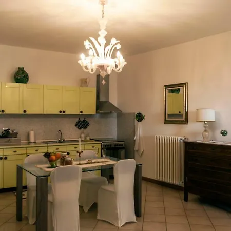 Apartamento Casa Del Sole N° 2 White And Gold Gavardo